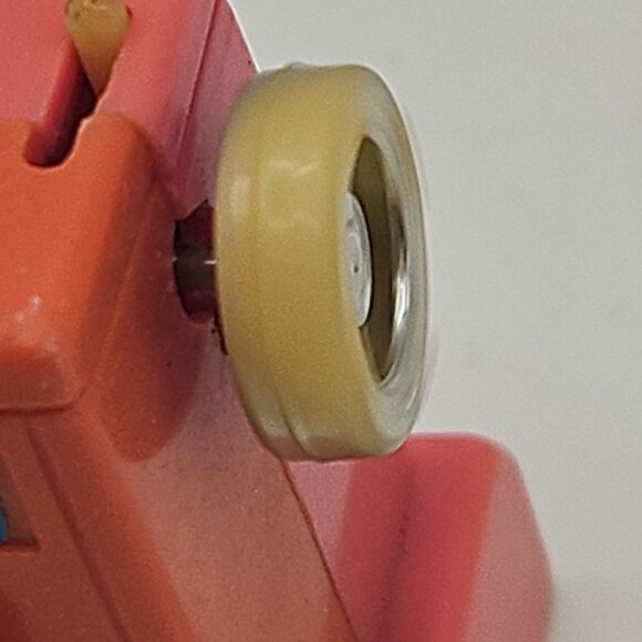 Vintage Barbie Wind Up 1980s Sewing Machine Miniature - Picture 9 of 15